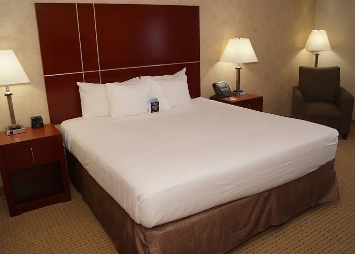 Hollywood Casino Hotel