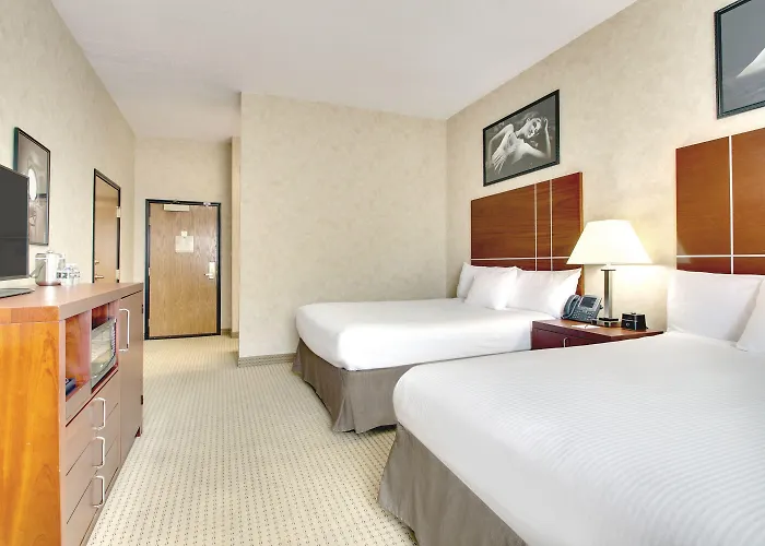Hotel Hollywood Casino