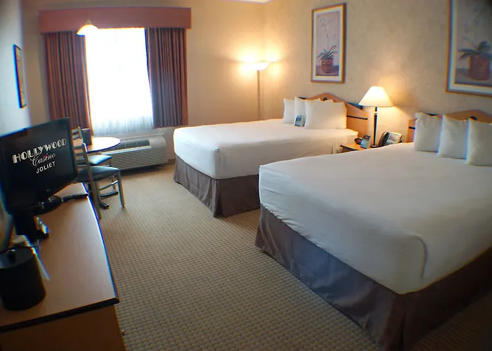 Hollywood Casino 3*
